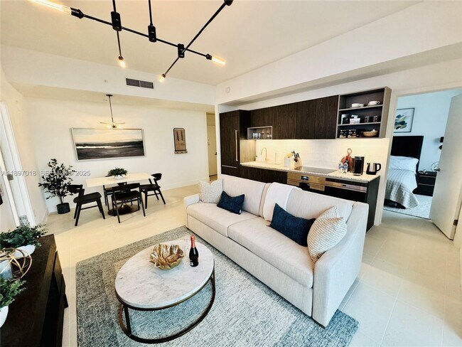 Building Photo - 159 NE 6th St