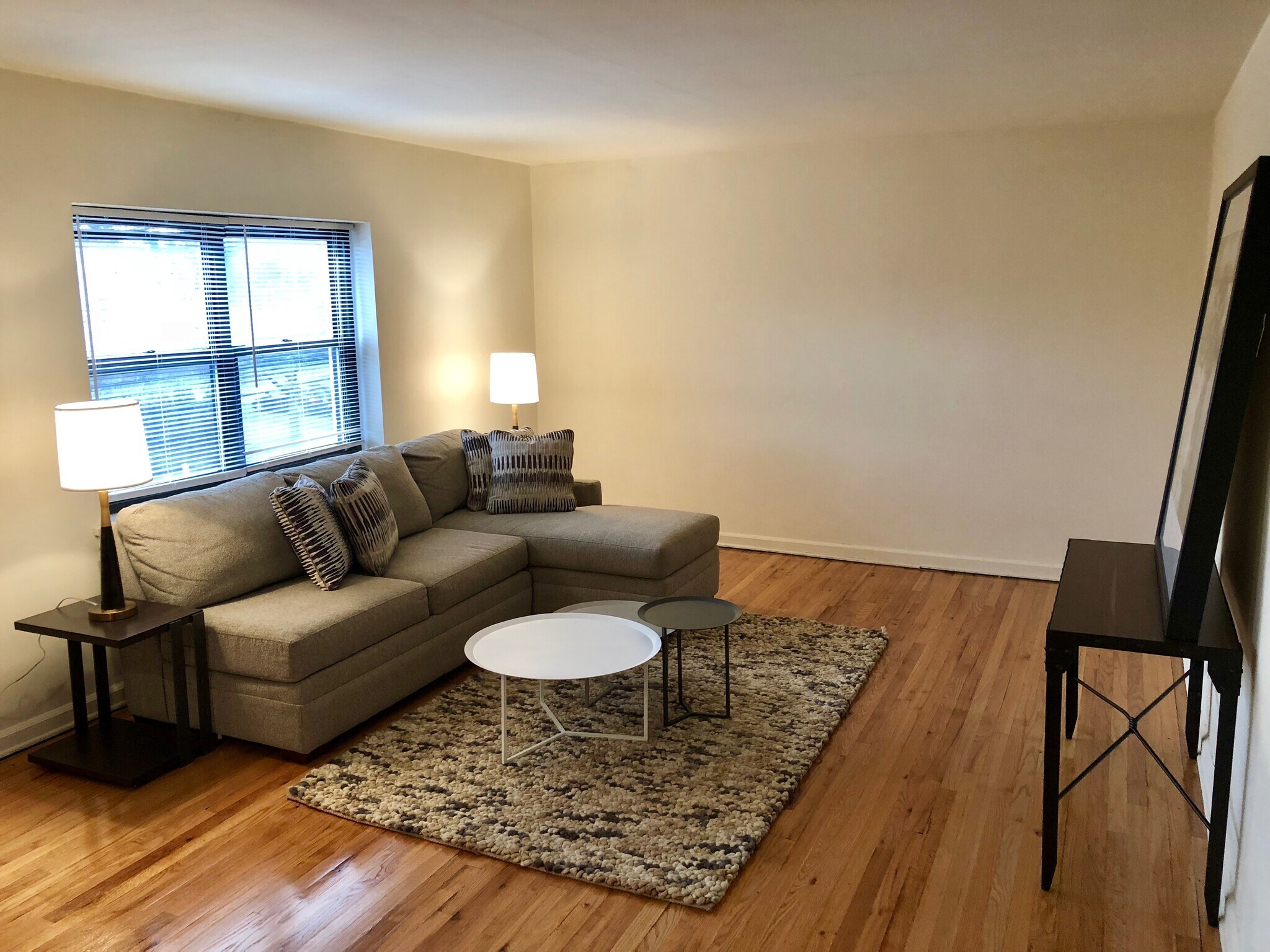 Building Photo - 223 Prospect Ave