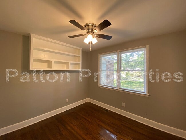 Building Photo - Lincoln Park Home