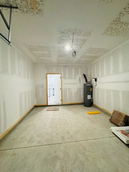 Building Photo - 50 Playa de Luna Ln