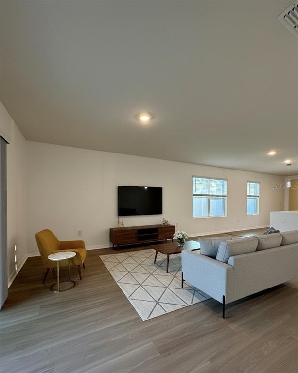 Building Photo - 1541 Fernmeadow St