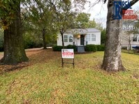 Building Photo - 131 S 2nd St