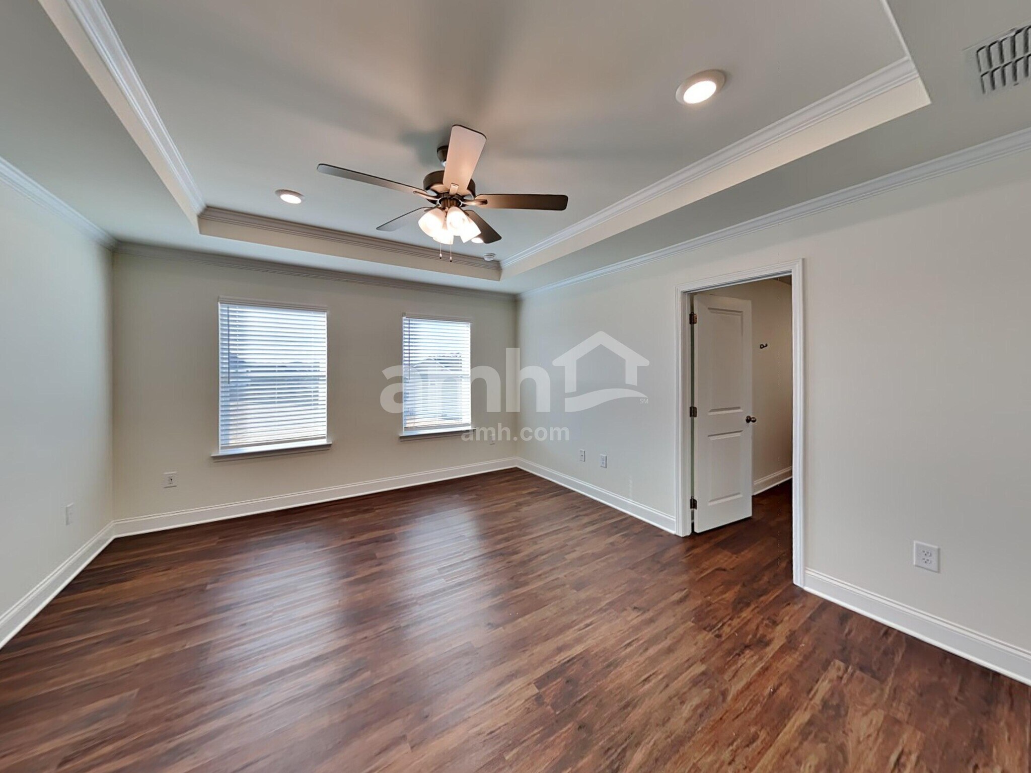 Building Photo - 601 Smt Vw Ln