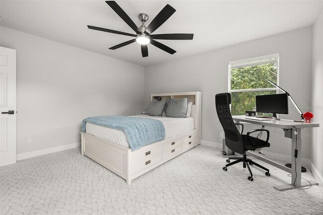 Building Photo - 663 Charrice Pl