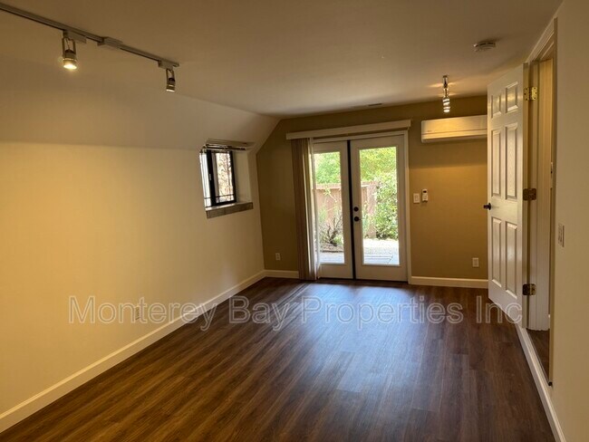 Building Photo - 158 Olive Springs Rd