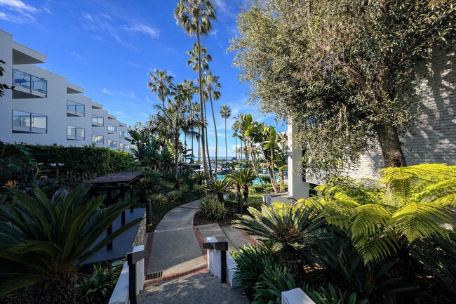 Building Photo - Top-Floor Oceanview Studio with Private Balcony - Redondo Beach Pier in Your Backyard