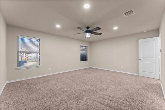 Building Photo - 18002 Sonora Brook Ln