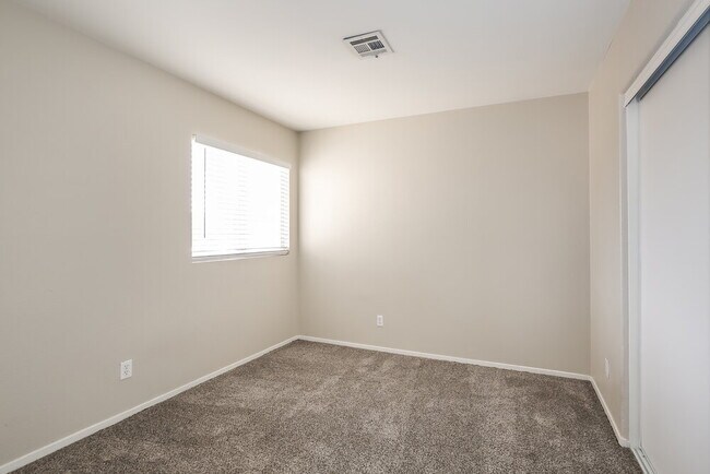 Building Photo - 3742 St Peter Ct