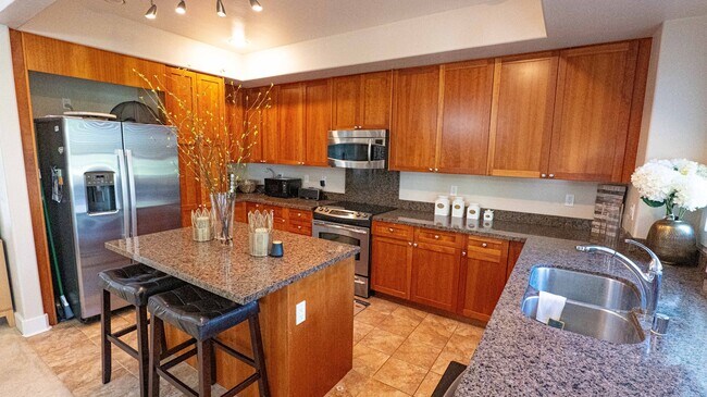 Building Photo - 91-220-220 Kuanoo Pl