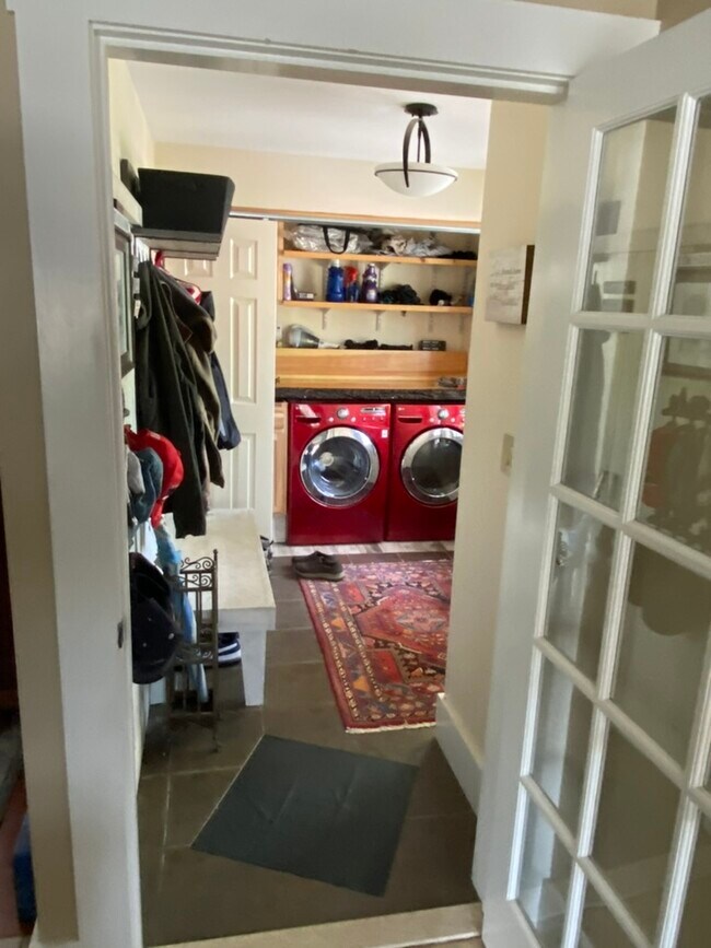 Laundry - 60 Highland St