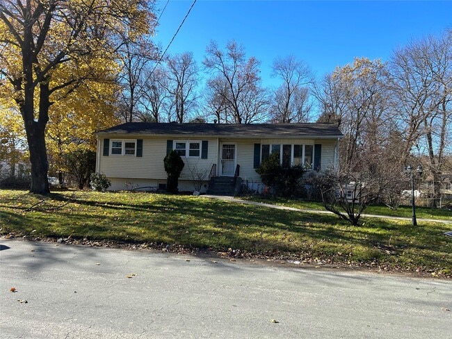 Primary Photo - 8 Greene Rd