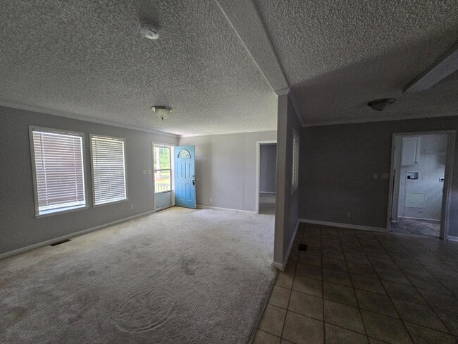 Building Photo - 1865 Arco Cir