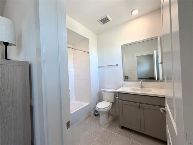 Building Photo - 760 Cavitt Ct