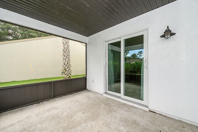 Building Photo - 19584 Carob Ct