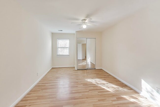 Building Photo - FRESH & READY -- Elegant 3 bedroom, 2.5 bath - 2 Level Condo!