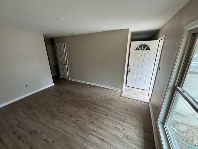 Building Photo - **Available Now...Never Have to Move Again! Don’t Miss Out…This Home Will Go Fast!**