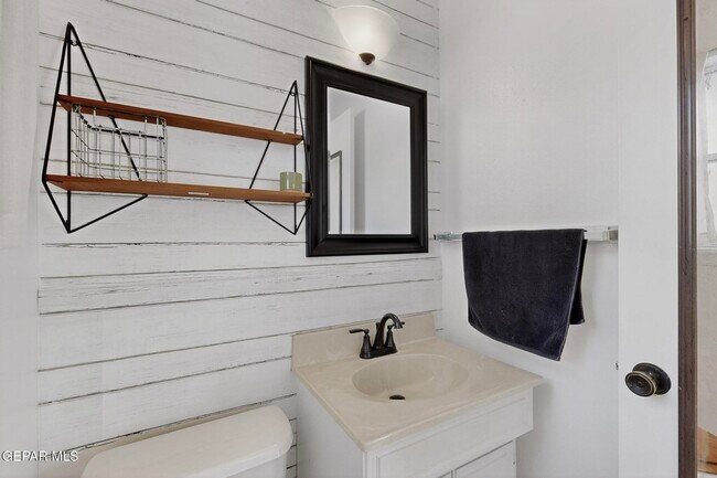 Building Photo - 1509 Lost Padre Mine Dr