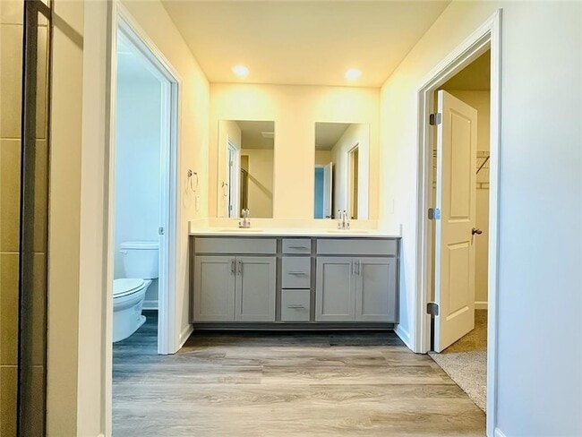 Building Photo - 4249 Tin Hare Ln