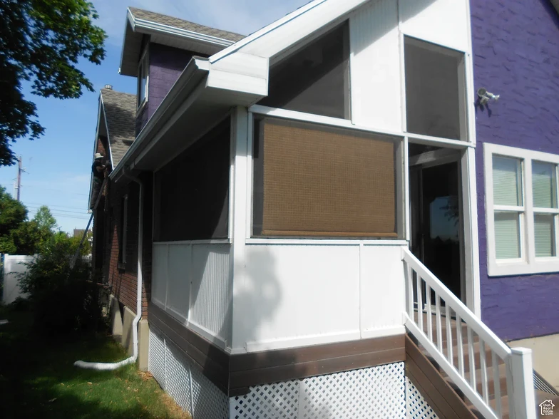 Building Photo - 860 N 800 W