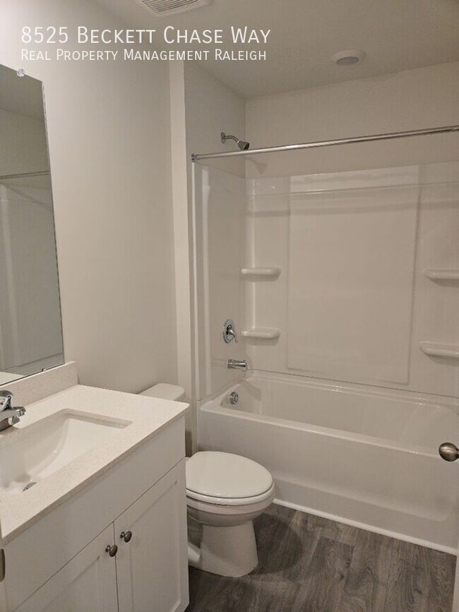 Building Photo - 8525 Beckett Chase Wy