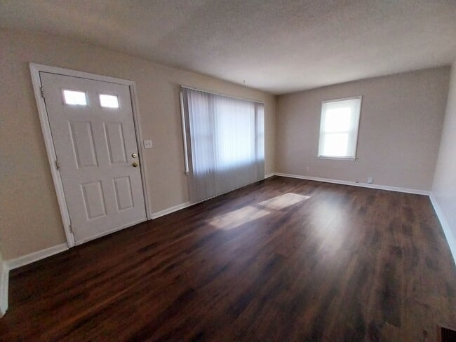 Building Photo - 1714 N Pearl St