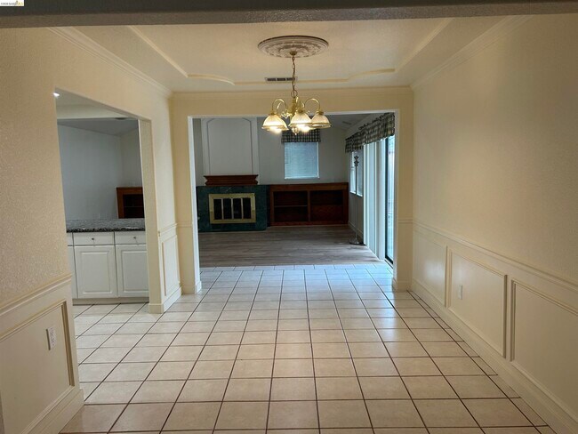 Building Photo - 2632 Point Lobos Ct