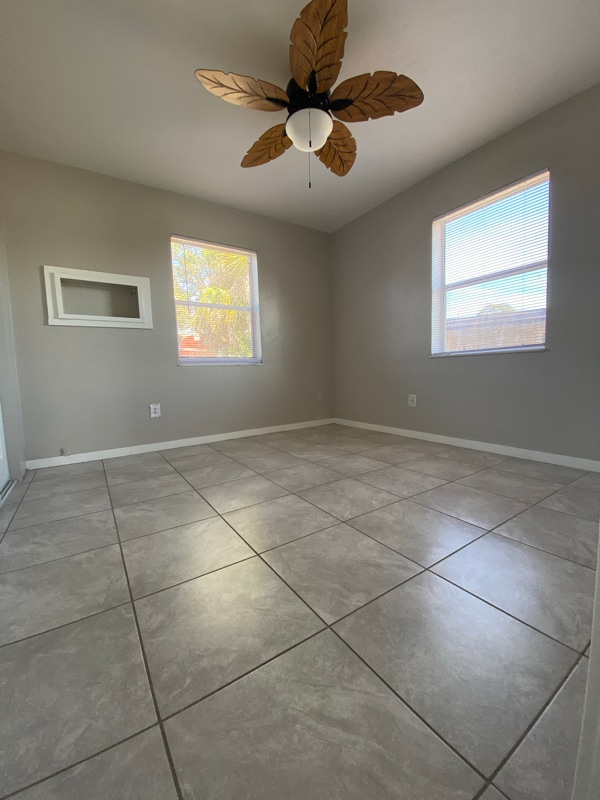 Building Photo - 2901 Garden Terrace NE