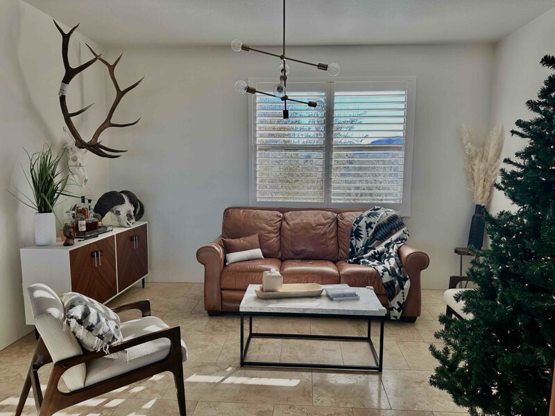 Building Photo - 3046 W Salvia Dr