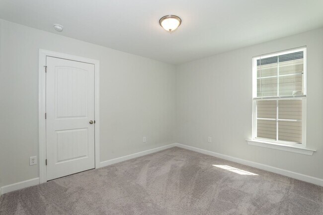Building Photo - 253 Buckhorn Br Pk