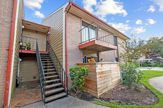 Building Photo - 12955 Woodforest Blvd