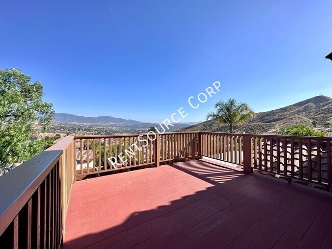 Building Photo - 28479 Falcon Crest Dr