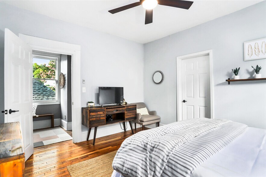 Bedroom 1 - 66 Howell St NE