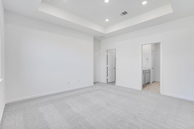 Building Photo - 9735 Bixby Crk Dr