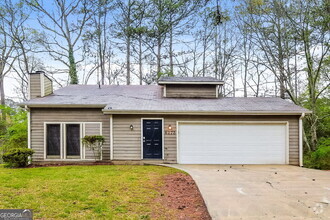 Building Photo - 6273 Willowbrook Dr