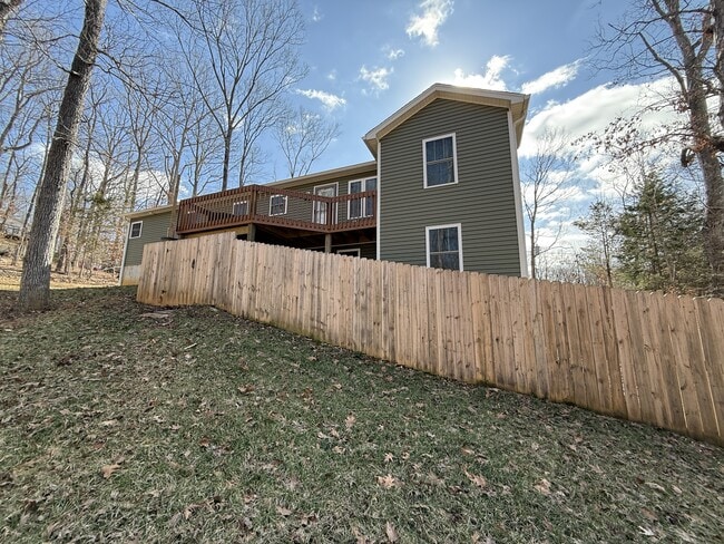 Building Photo - 56 Ken Helmly Ct