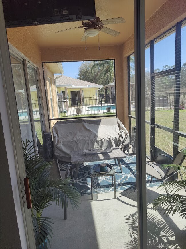 Building Photo - 27702 Sora Blvd