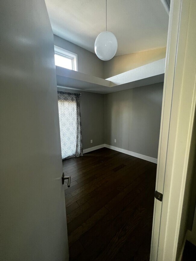 Building Photo - 2 bed/2 bath charming ADU for Rent in Concord