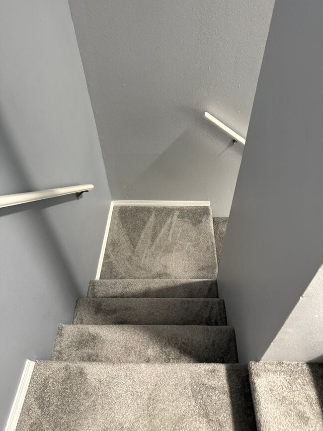 Building Photo - FIELEN02