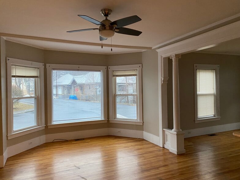 Building Photo - 92 Prospect St