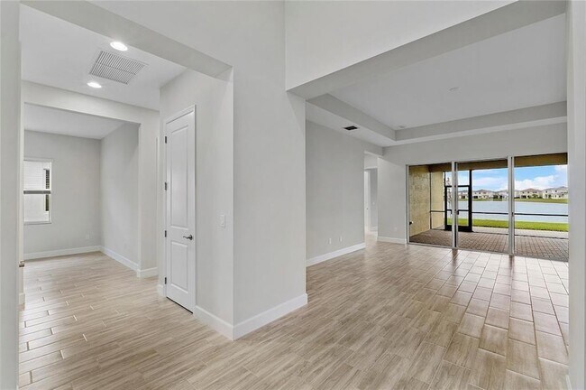 Building Photo - 5218 Liberty Ln