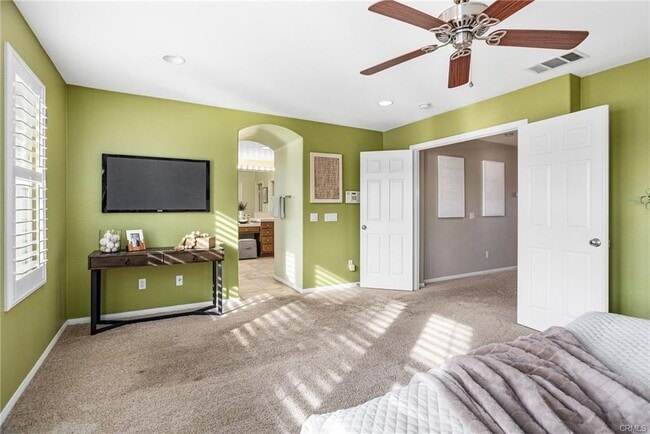 Building Photo - 45023 Silver Rose St