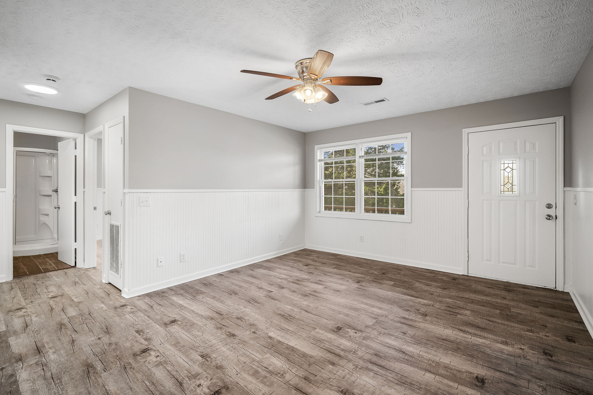 Building Photo - 2143 Wildwood Rd
