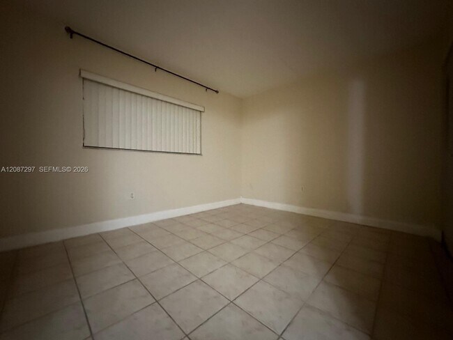 Building Photo - 8730 SW 133rd Avenue Rd