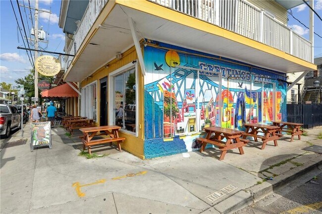 Building Photo - 3405 Coliseum St
