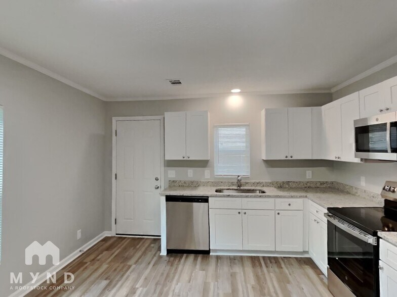 Building Photo - 214 Harrel St