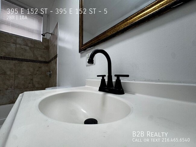 Building Photo - 395 E 152nd St