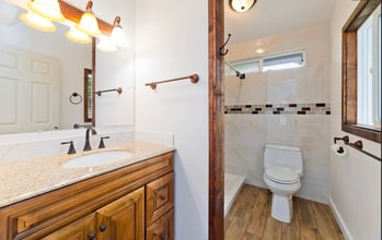 Building Photo - Kona Manor - Hawaii Belt