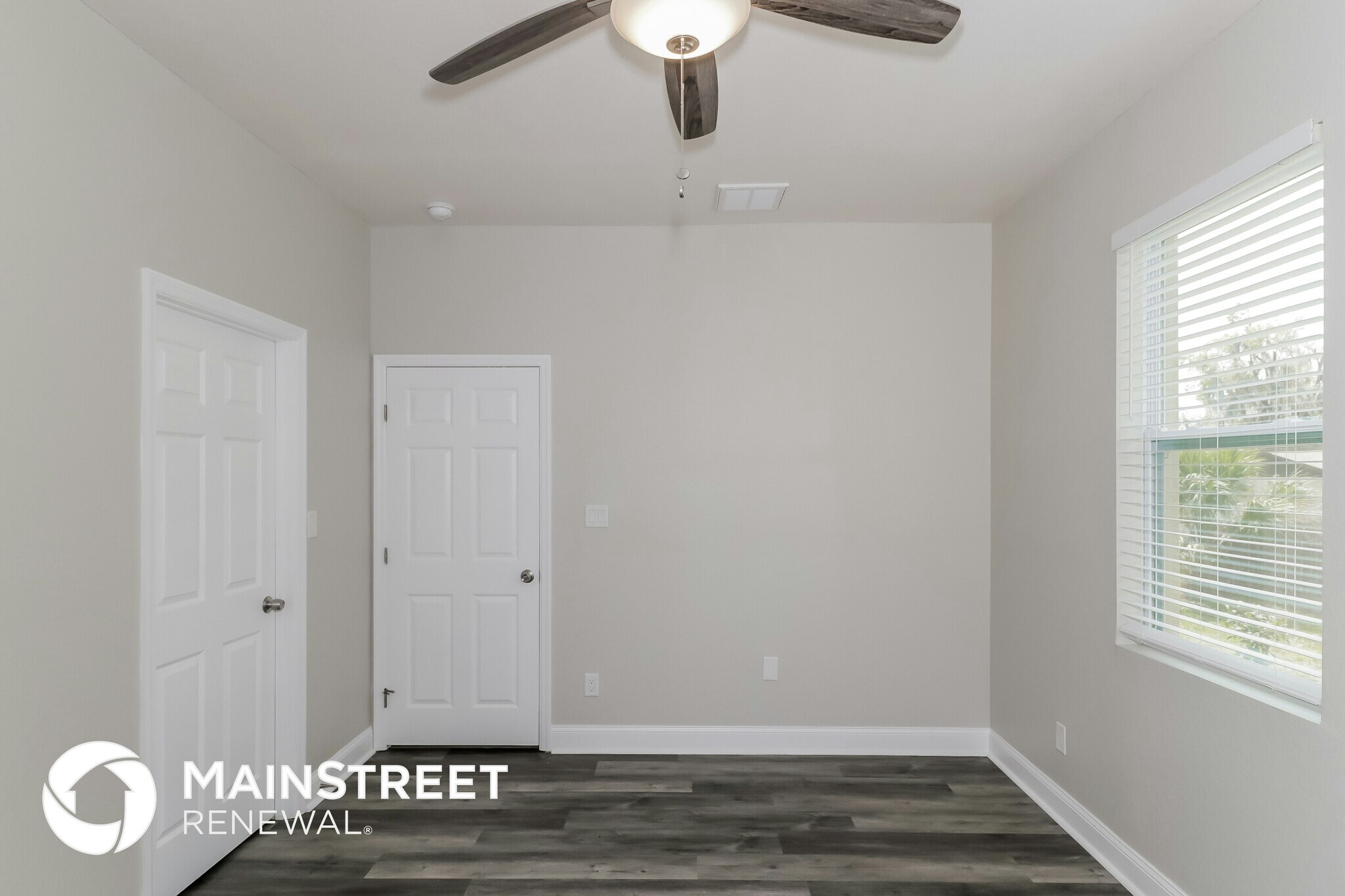 Building Photo - 505 Waller St