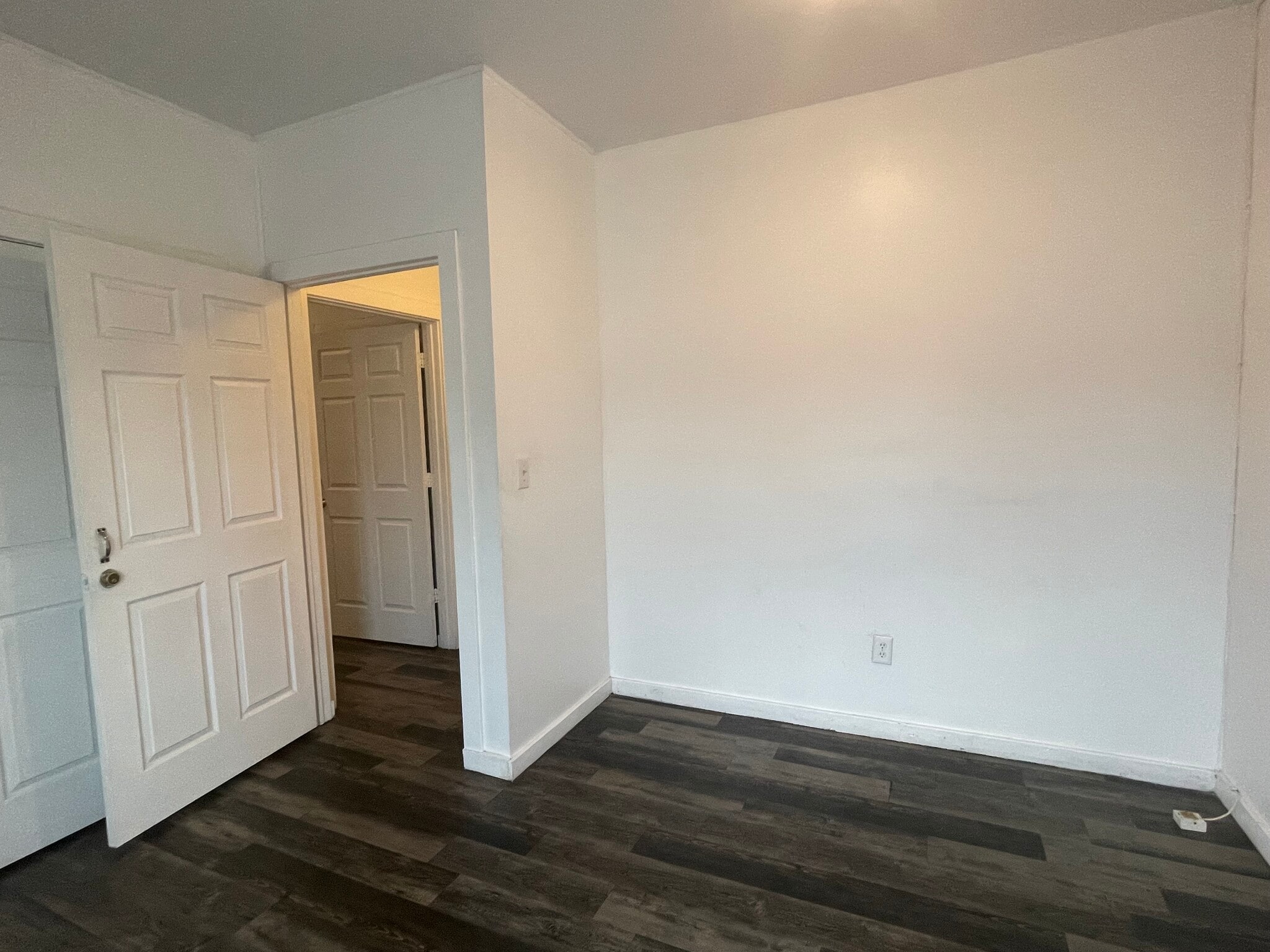 Hallway Door - 20892 Cochran Rd