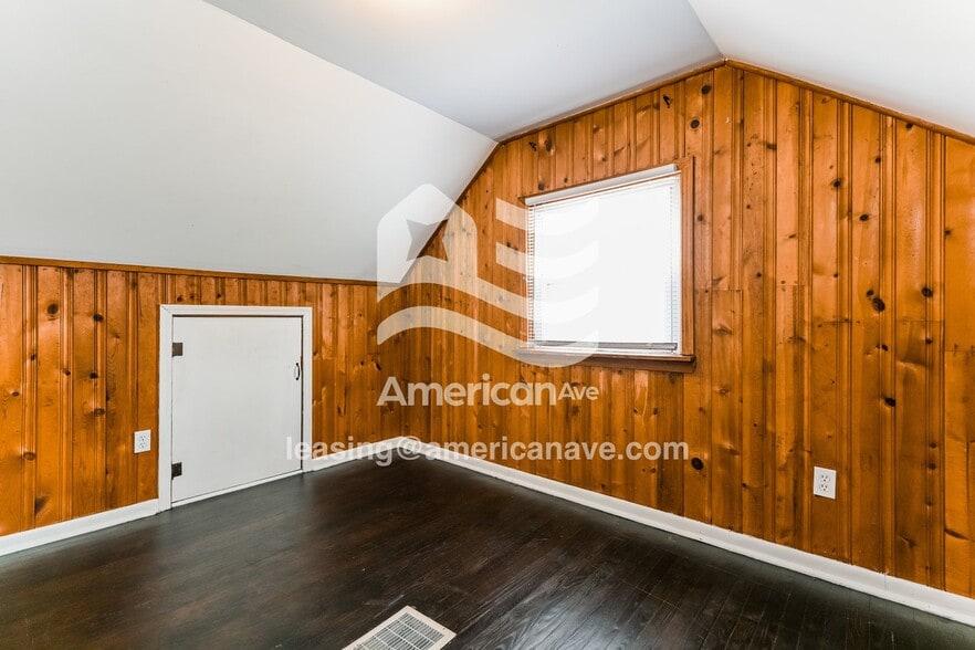 Building Photo - 3506 Foster Rd